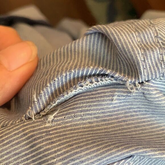 Vtg State of Maine blue striped robe - Picture 13 of 14